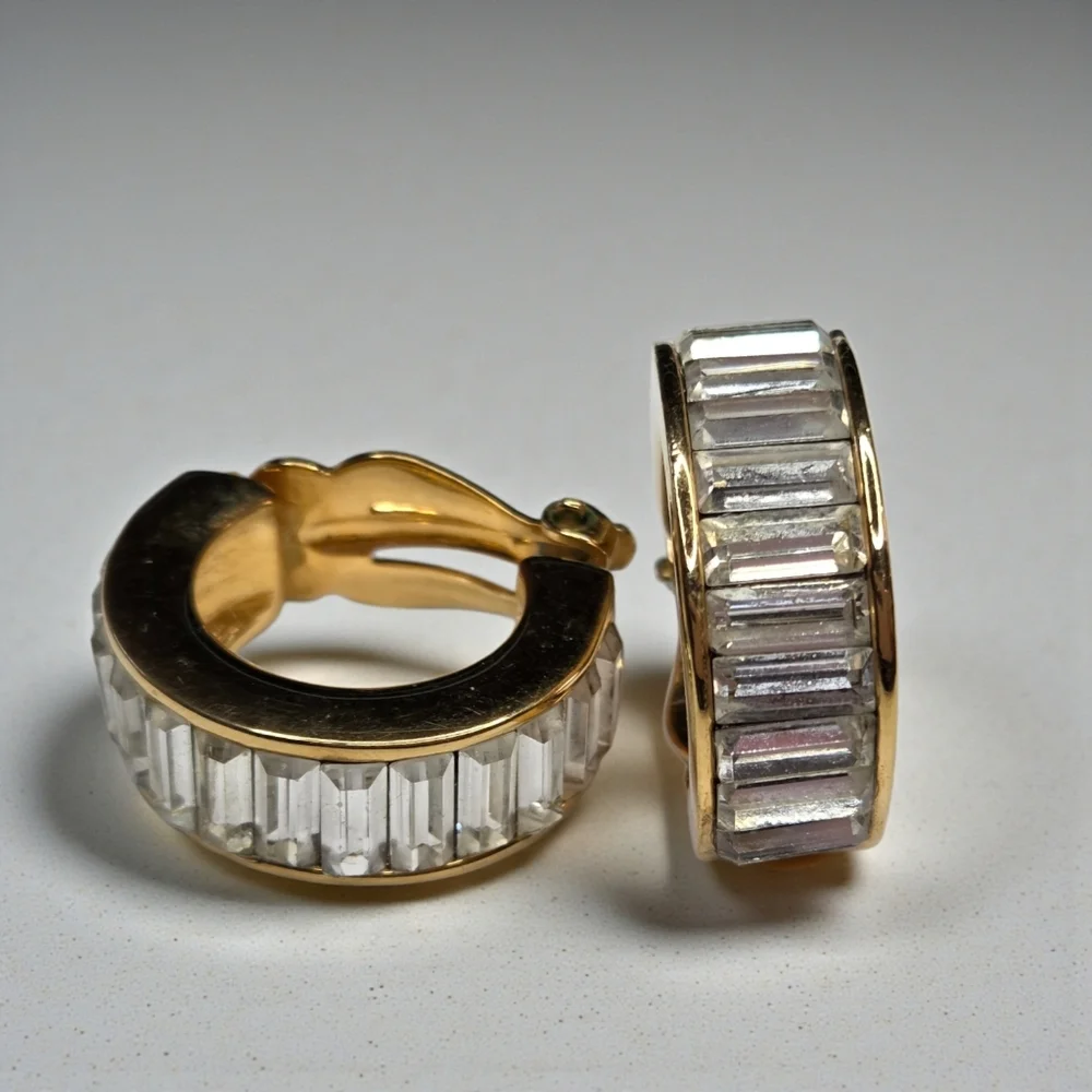 JOAN RIVERS Vintage Gold Plated Chunky Crystal Hoop Clip-on Earrings - Picture 3 of 5